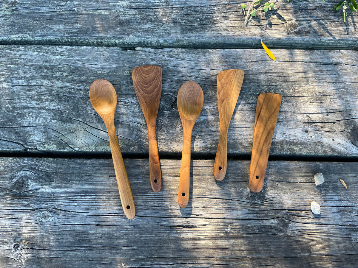 Teak Wood Cooking Utensil Set (5-Piece) – Wooden Spoons & Spatulas