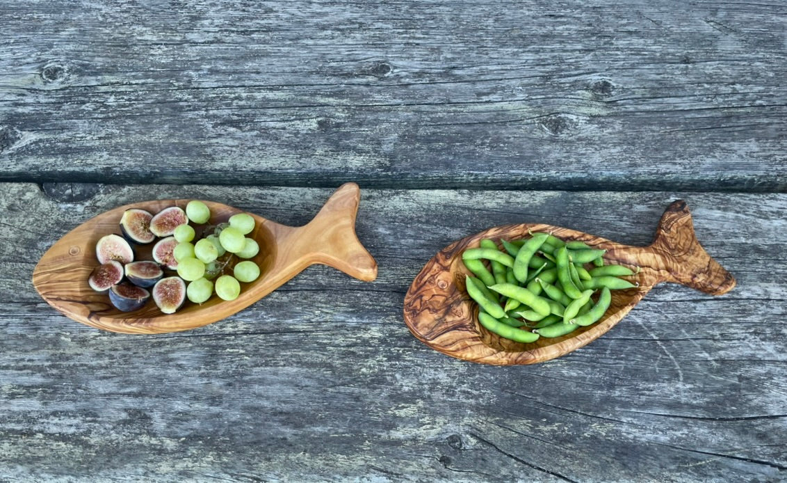 Olive Wood Fish Plate – Handmade Kids' Snack Dish